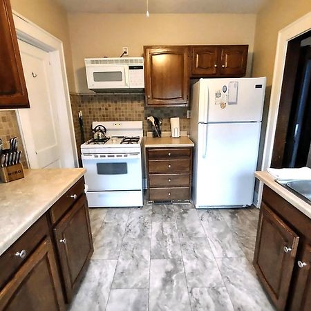Spacious Frontier Park Apartment Erie Buitenkant foto