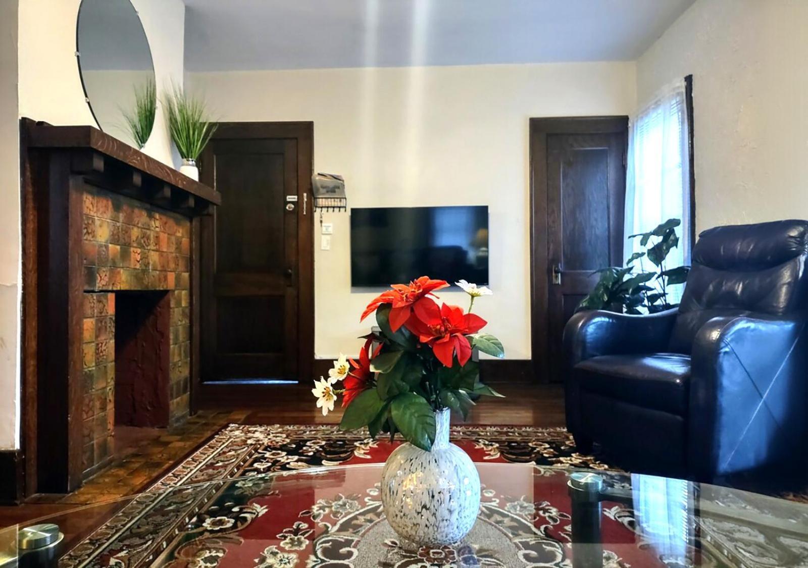 Spacious Frontier Park Apartment Erie Buitenkant foto