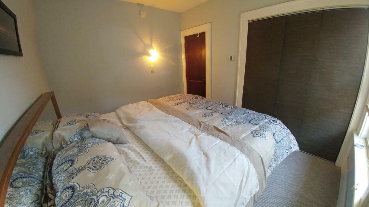Spacious Frontier Park Apartment Erie Buitenkant foto